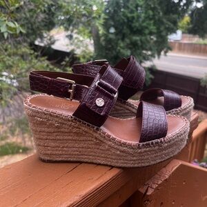 Franco sarto Burgundy Croc-Embossed Wedge Sandals